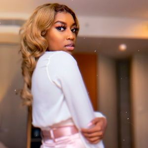 18 inch T part lace front wig